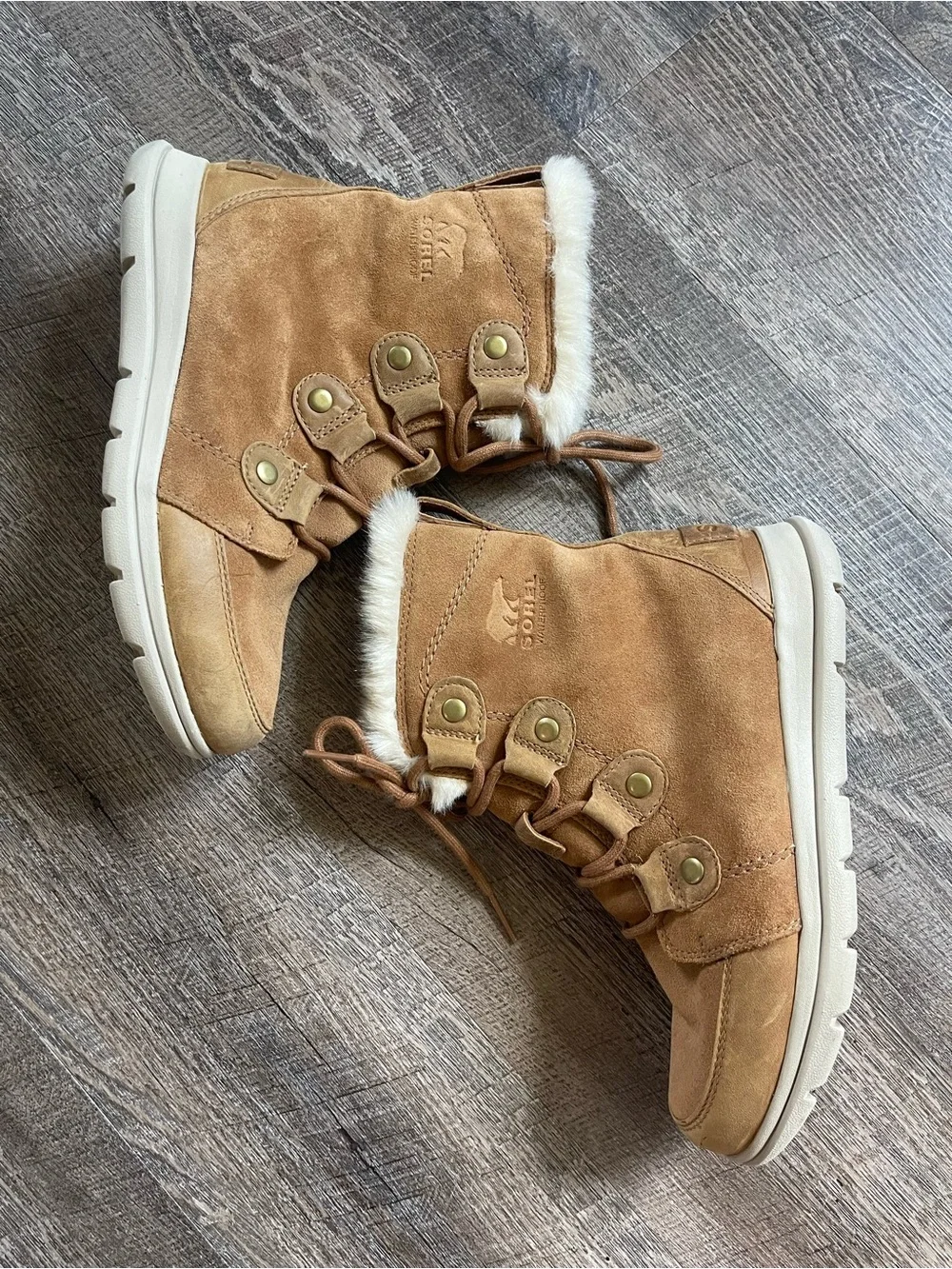 Sorel Explorer Joan camel leather waterproof boots